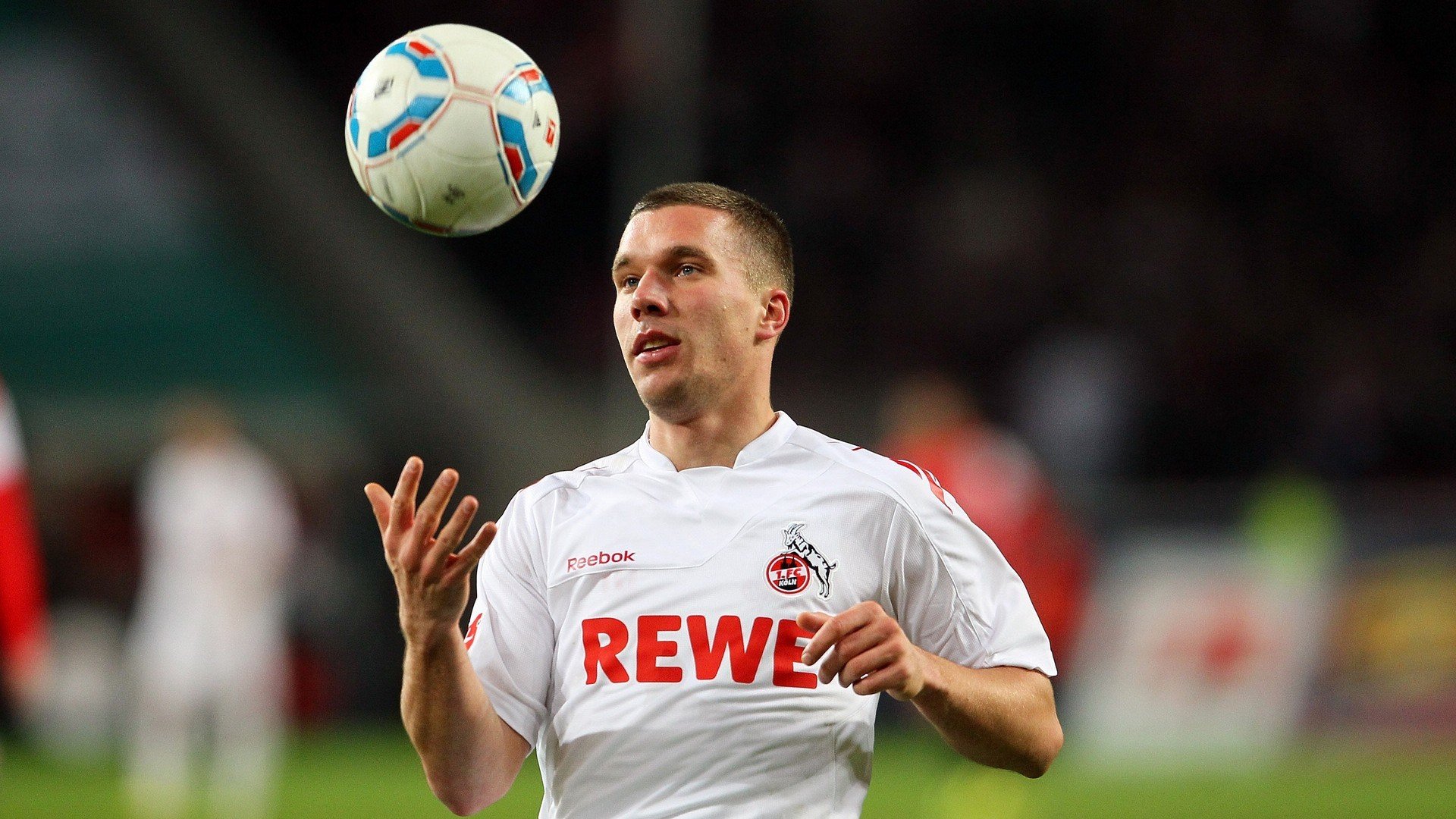 体坛午爆|利物浦送皇马欧冠首败,利物浦皇马比赛录像